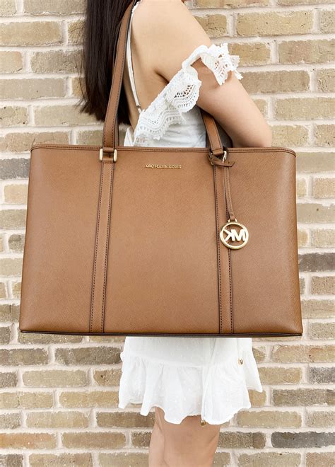 michael kors laptop bag women.